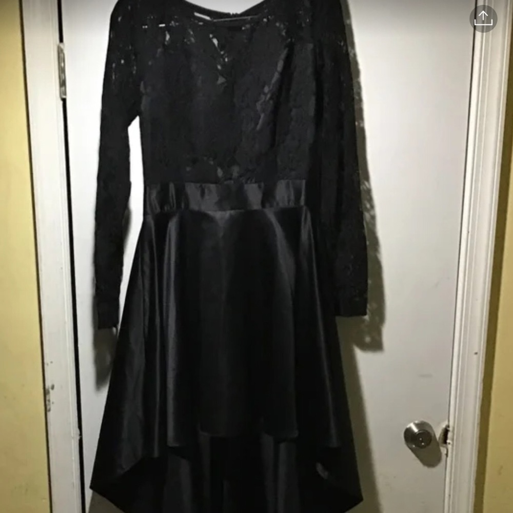 Females dress (Nice)